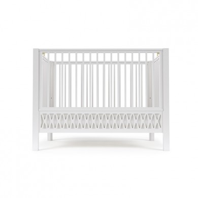 Cam Cam nostalgisches Baby- und Juniorbett 'Harlequin' rundum Gitterstäbe in weiß 60x120cm